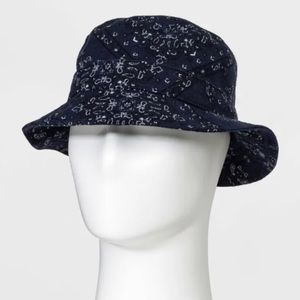 Original Use Men's Sz M/L Blue Paisley Print Bucket Hat with Adjustable Tie